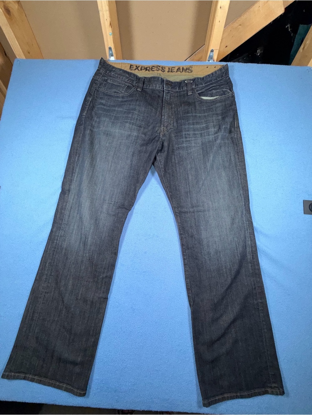 Express Men’s Dark Gray/Black Straight-wide Leg Jeans